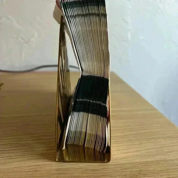 IKEA TILLSTÄLLNING Napkin holder, brass color/ gold Brass Art Deco Triangle - Picture 4 of 11